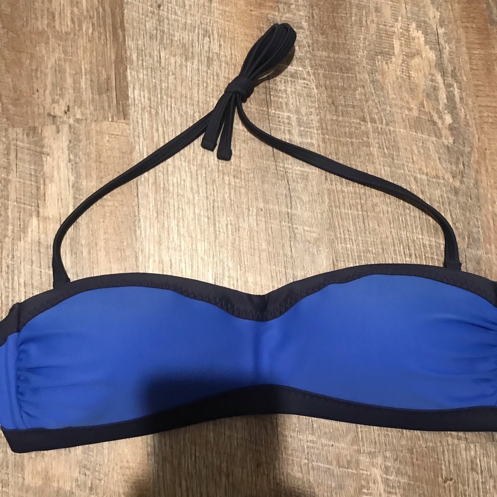 Athlete bikini top